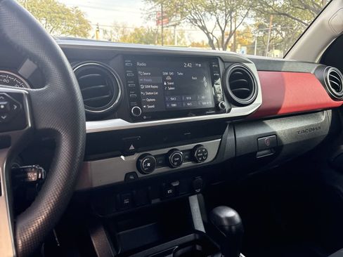Used 2023 Toyota Tacoma SR5 image 15