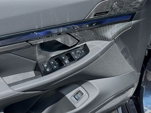 New 2027 BMW M5 w/ Carbon Package AWD/4WD image 23