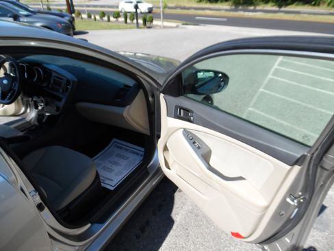 Used 2012 Kia Optima LX w/ Convenience Pkg image 20