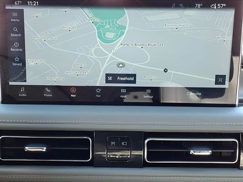 Certified 2021 Lincoln Nautilus Reserve image 8