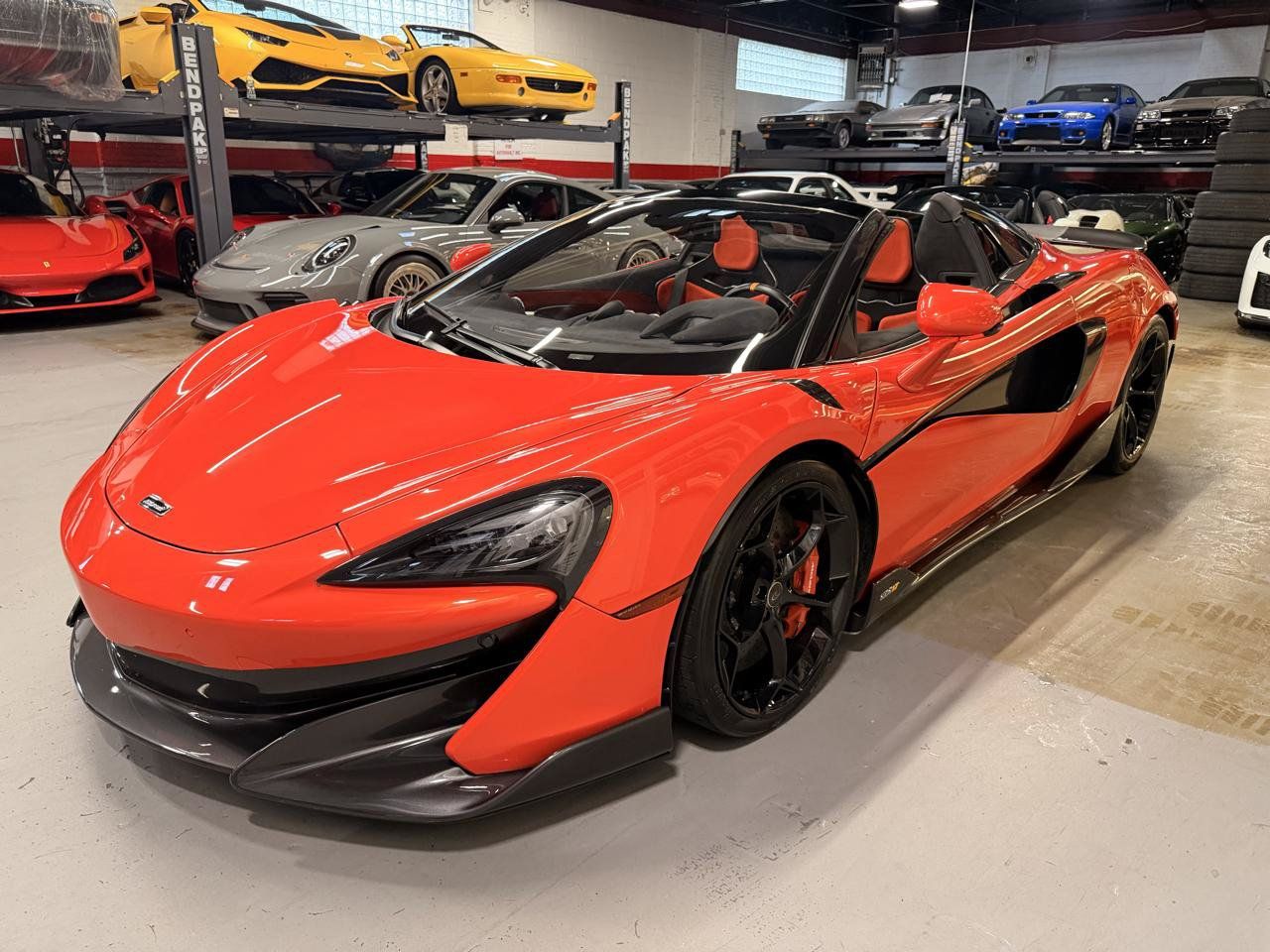 Used 2020 McLaren 600LT Spider RWD image 10