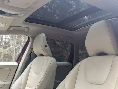 Used 2014 Volvo XC60 T6 image 21