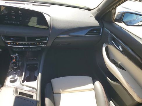 Used 2025 Cadillac CT5 Sport RWD image 33