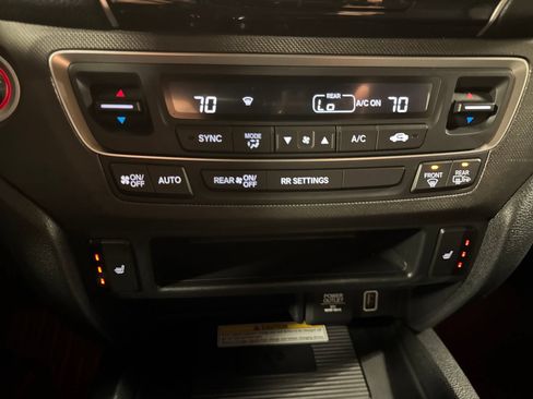 Certified 2022 Honda Passport TrailSport image 22