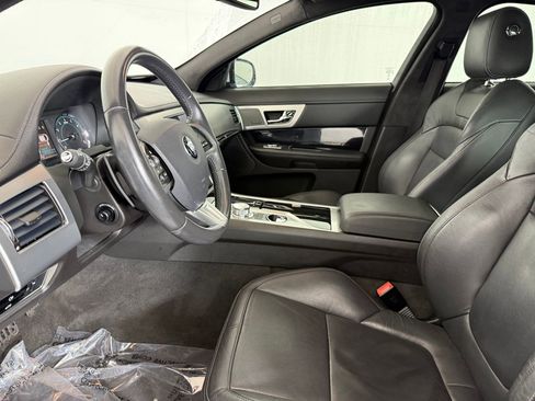 Used 2015 Jaguar XF Portfolio image 5