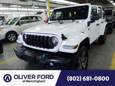 Used 2024 Jeep Wrangler Unlimited w/ Convenience Group image 1