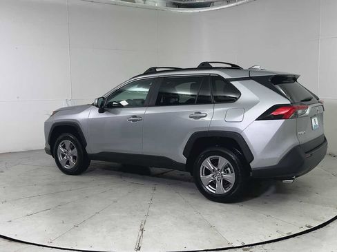 Used 2022 Toyota RAV4 XLE image 3