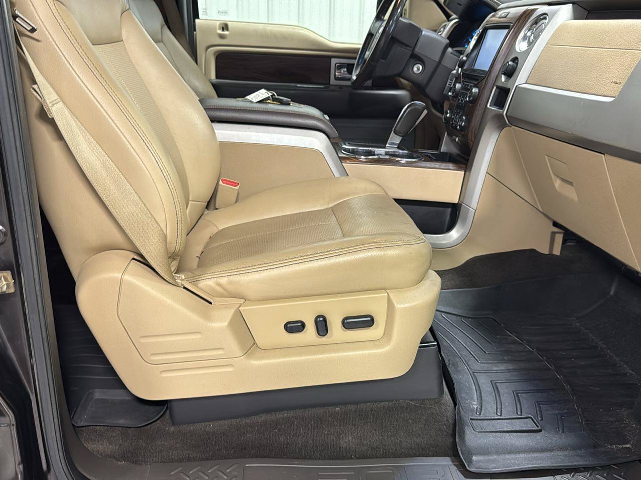 Used 2013 Ford F150 Lariat w/ Luxury Equipment Group AWD/4WD image 11