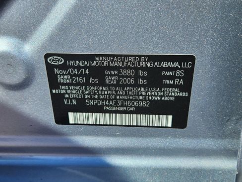 Used 2015 Hyundai Elantra SE FWD image 21