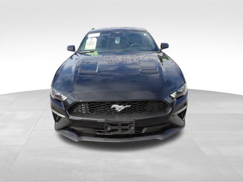 Certified 2021 Ford Mustang Coupe RWD image 2