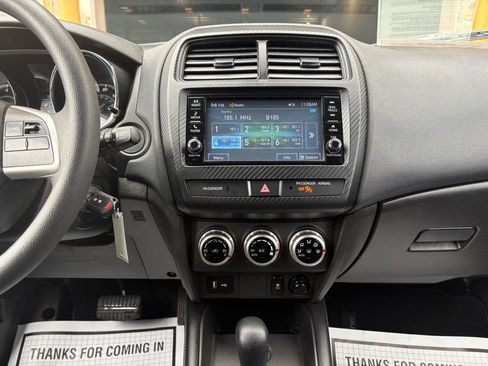 Used 2022 Mitsubishi Outlander Sport ES FWD image 30