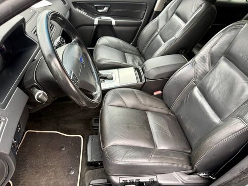 Used 2013 Volvo XC90 3.2 R-Design AWD/4WD image 3