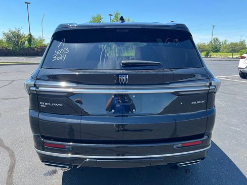 Used 2025 Buick Enclave Avenir w/ Super Cruise Package AWD/4WD image 3