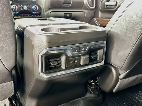 Used 2021 GMC Sierra 1500 Denali w/ Denali Ultimate Package AWD/4WD image 30