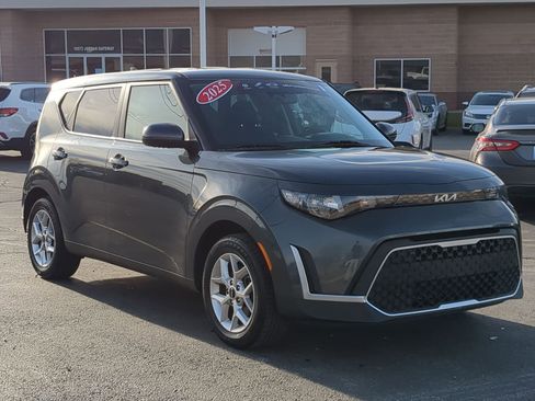 Certified 2025 Kia Soul LX w/ LX Technology Package image 7