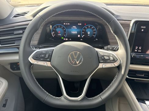 New 2026 Volkswagen Atlas SEL image 15