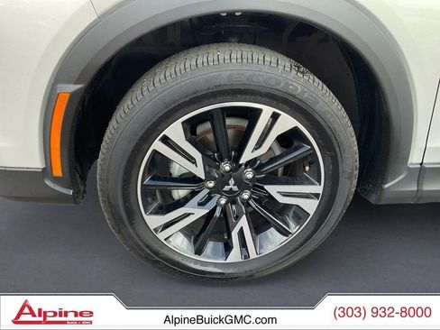 Used 2025 Mitsubishi Eclipse Cross SE image 14