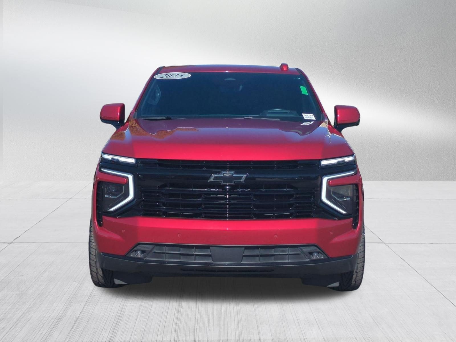 Used 2025 Chevrolet Tahoe RST w/ RST Performance Edition AWD/4WD image 8