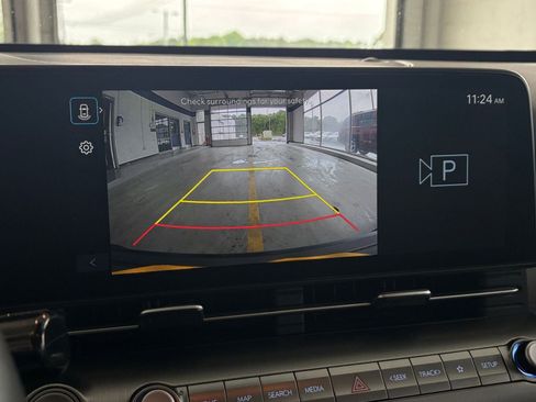 Used 2025 Hyundai Kona SEL FWD image 27