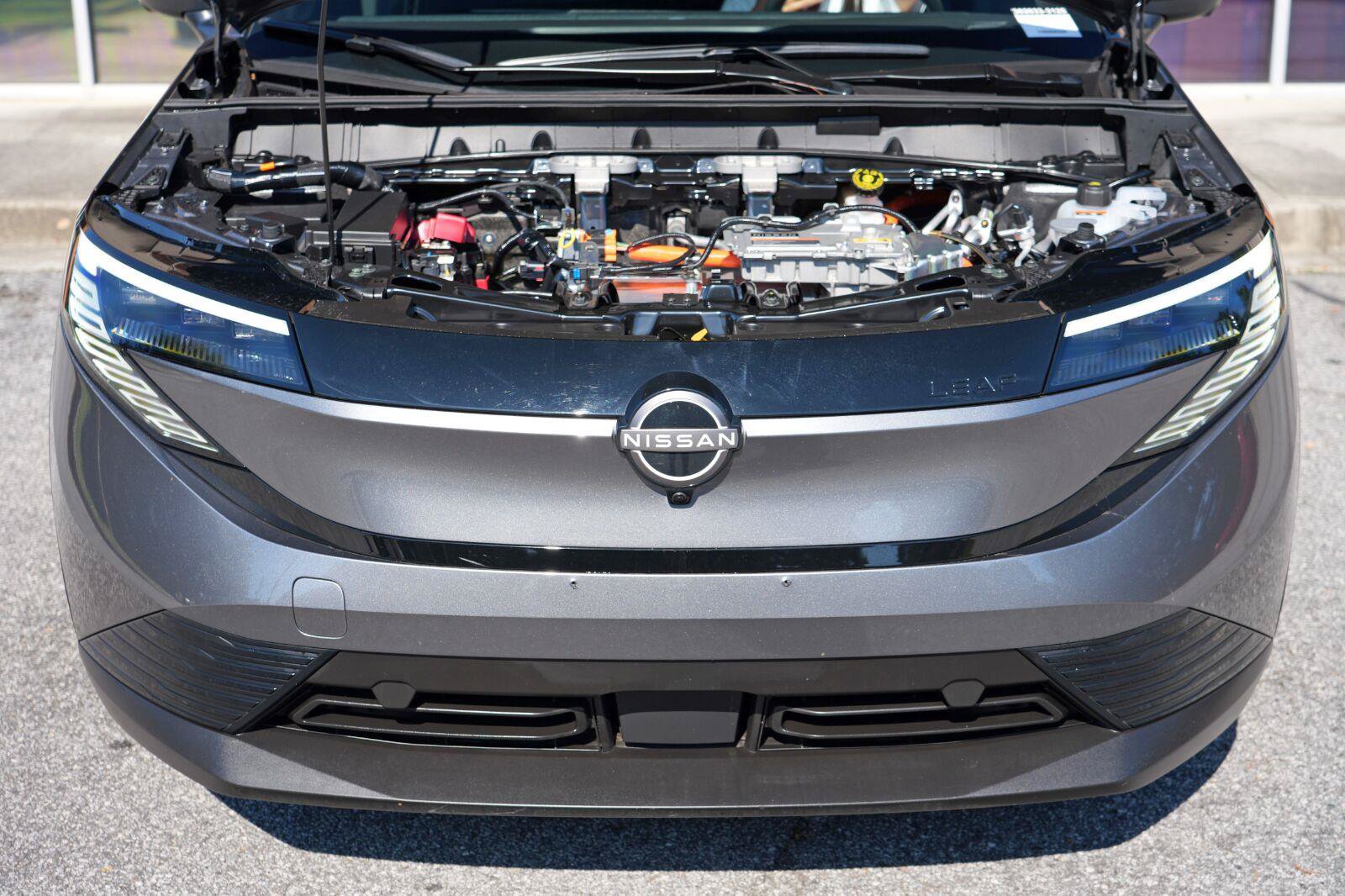 Used 2026 Nissan Leaf w/ Floor Mat Package (S+) FWD image 9