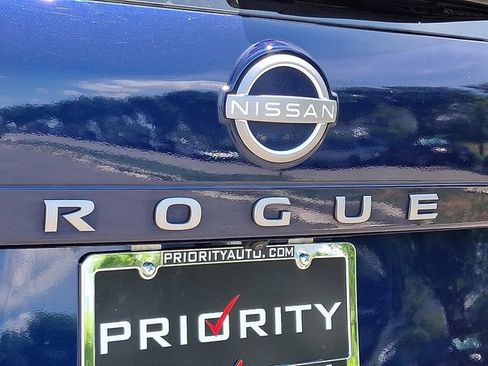 Used 2026 Nissan Rogue SV AWD/4WD image 22