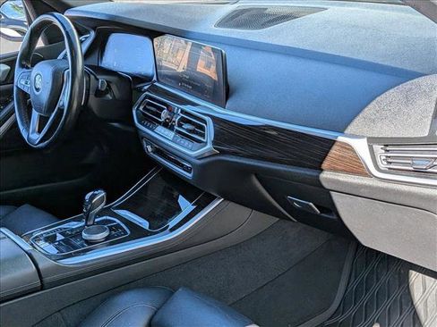 Used 2019 BMW X5 xDrive40i w/ Executive Package image 23