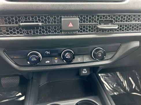 Certified 2023 Honda HR-V LX image 18