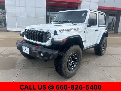Used 2025 Jeep Wrangler Rubicon w/ Xtreme 35 Tire Package image 2