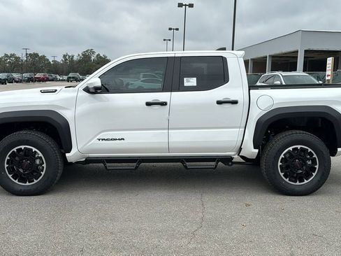 New 2026 Toyota Tacoma TRD Off-Road image 4