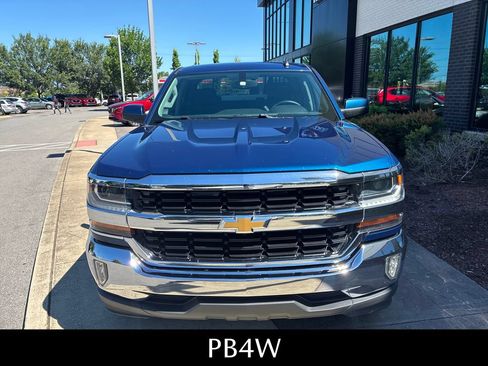 Used 2017 Chevrolet Silverado 1500 LT w/ All Star Edition RWD image 12