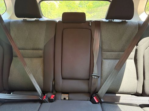Used 2025 Nissan Rogue SV FWD image 40