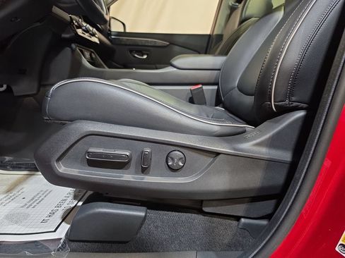 Certified 2024 Honda Pilot Elite image 14