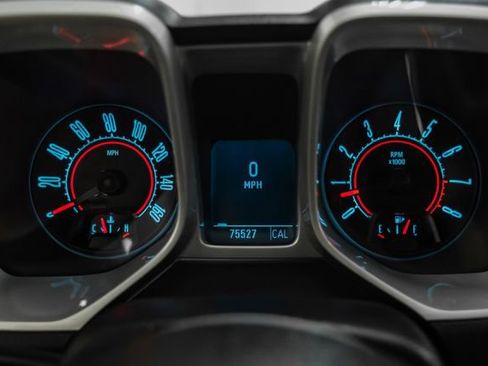 Used 2011 Chevrolet Camaro LT RWD image 17