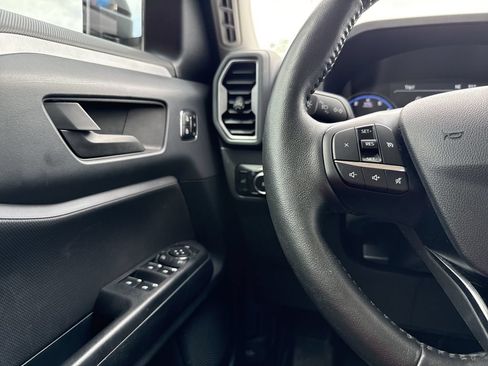Used 2023 Ford Bronco Sport Outer Banks w/ Tech Package AWD/4WD image 17
