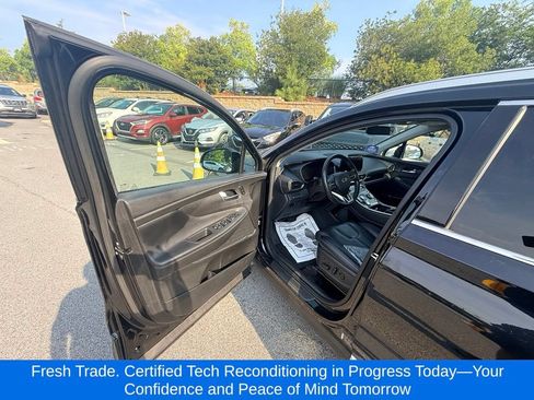 Used 2022 Hyundai Santa Fe Limited FWD image 7