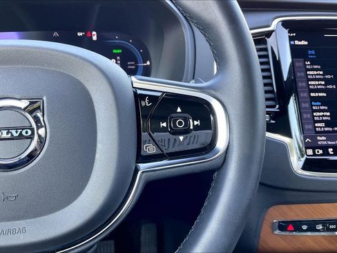 Used 2023 Volvo XC90 T8 Plus w/ Protection Package Premier image 22