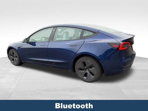 Used 2021 Tesla Model 3 Standard Range Plus image 5