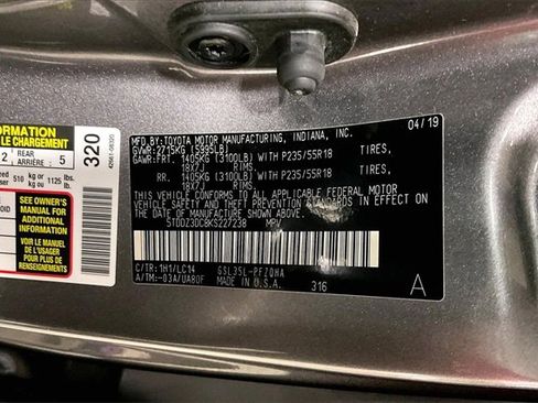 Used 2019 Toyota Sienna XLE image 36