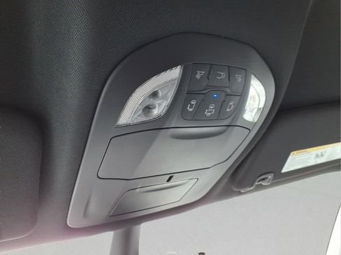 New 2026 Chrysler Pacifica Select image 20