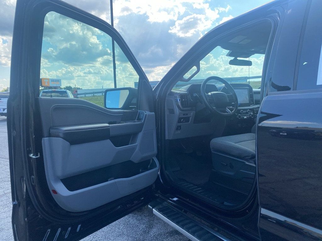 Used 2025 Ford F150 XLT w/ Equipment Group 301A Standard RWD image 11