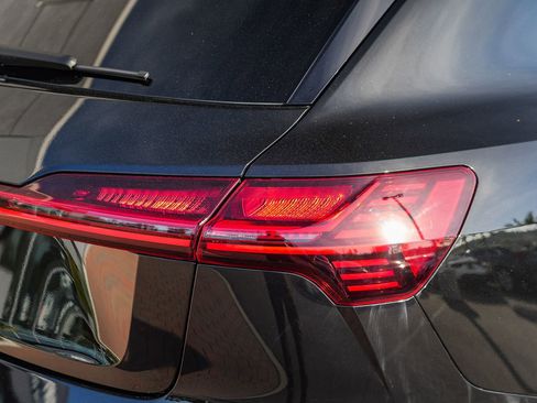 Certified 2024 Audi Q8 e-tron Premium Plus w/ Premium Plus Package image 10