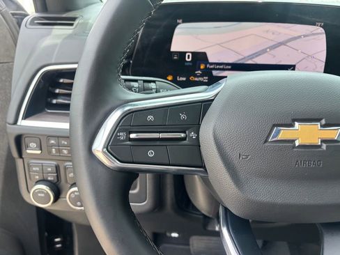 Used 2025 Chevrolet Tahoe LT image 11