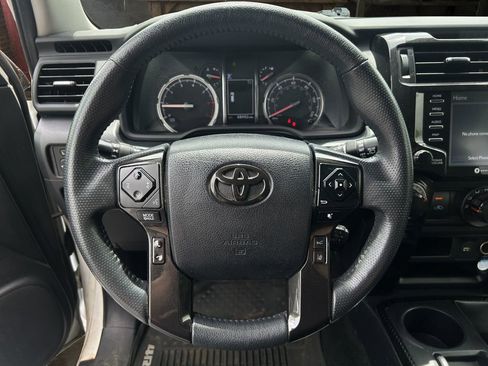 Used 2021 Toyota 4Runner TRD Off-Road Premium w/ Moonroof Package AWD/4WD image 20