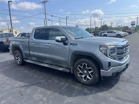 Used 2023 GMC Sierra 1500 SLT w/ SLT Premium Package AWD/4WD image 2