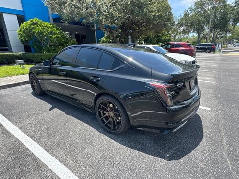 Used 2021 Cadillac CT5 V RWD image 12