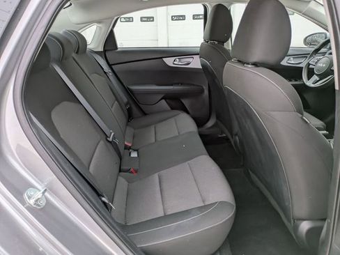 Used 2024 Kia Forte LXS image 19