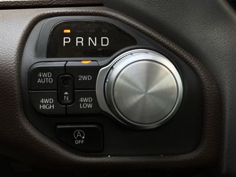 Used 2025 RAM 1500 Laramie AWD/4WD image 23