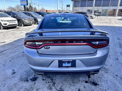 Used 2015 Dodge Charger SXT image 13