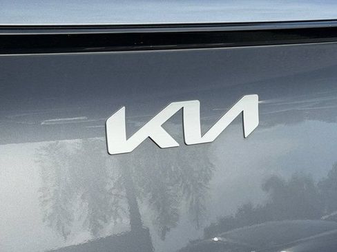 Used 2023 Kia Sportage EX FWD image 39