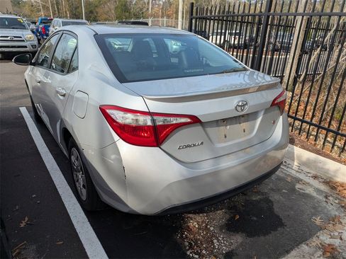 Used 2015 Toyota Corolla S image 5
